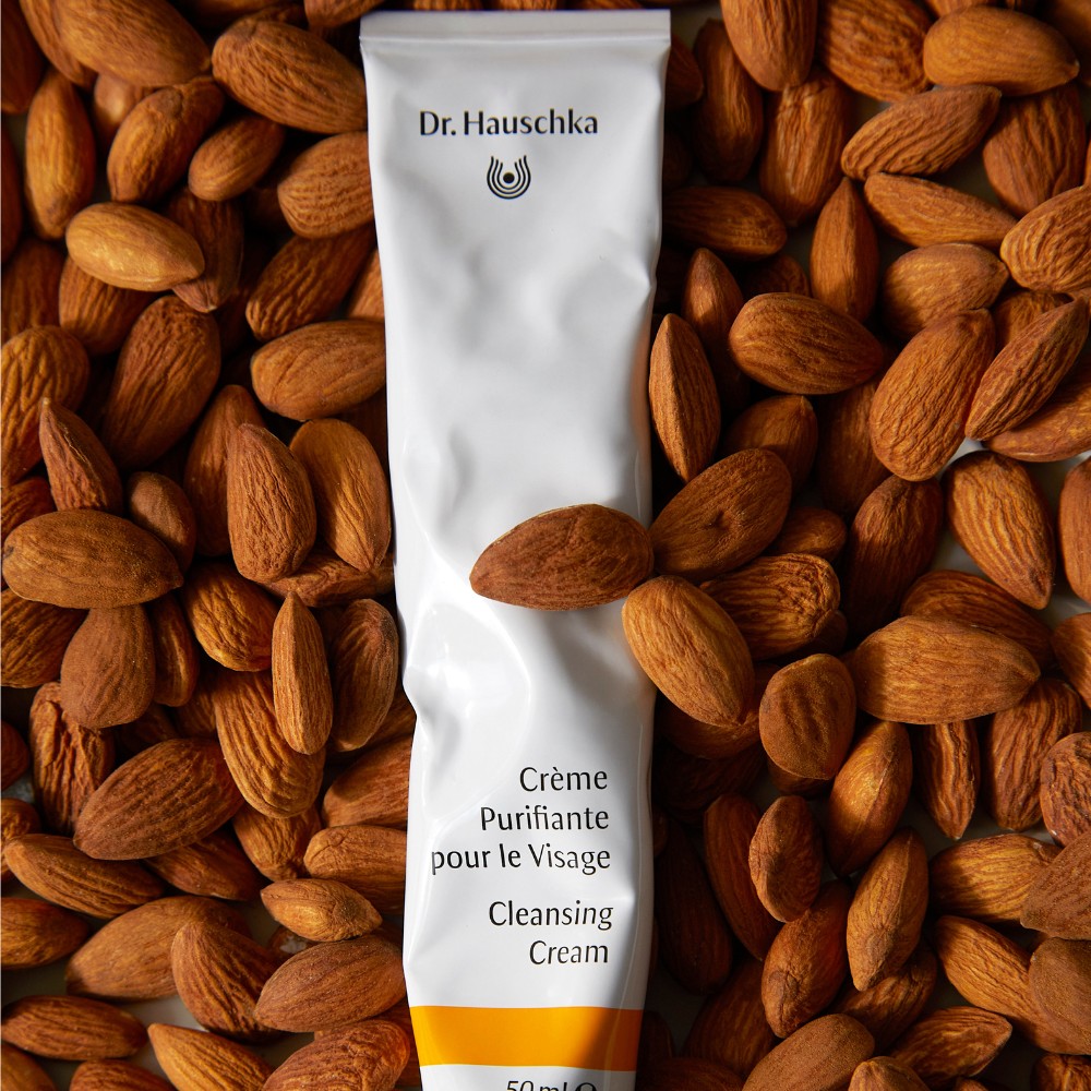 Dr. Hauschka крема за чишћење лица