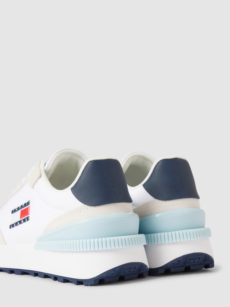 Sneaker mit Logo-Details Modell 'TECH. RUN' in weiß