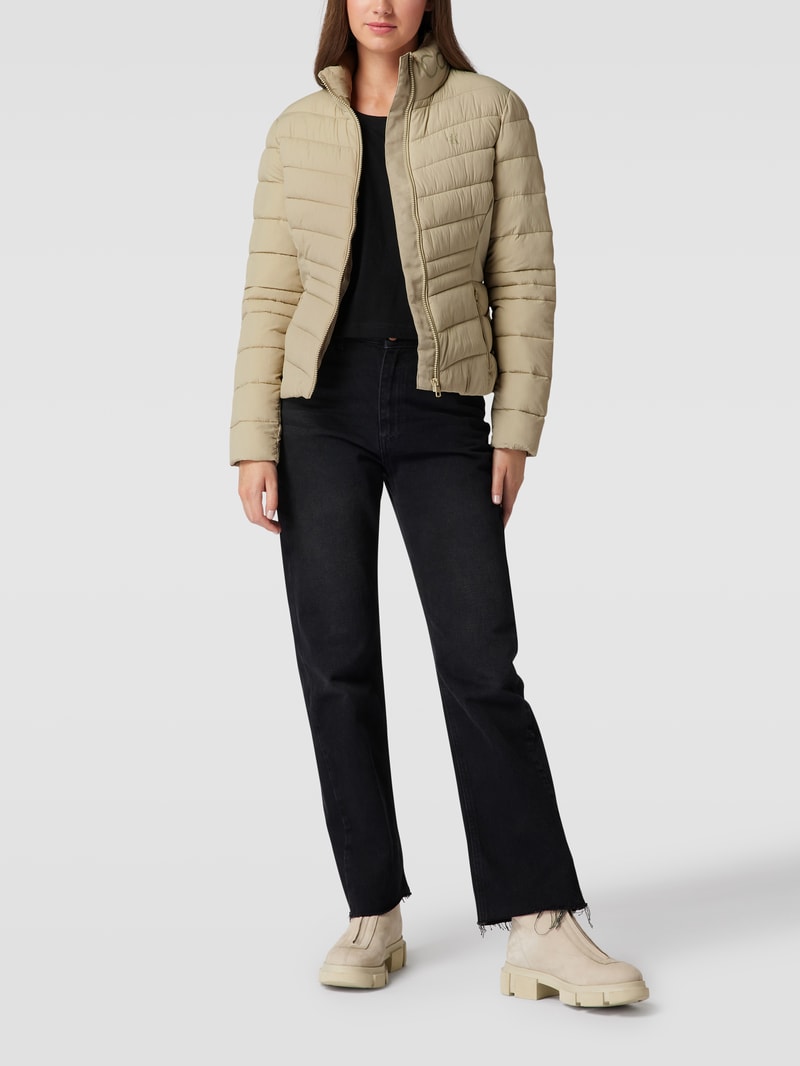 Steppjacke mit Label-Details in sand