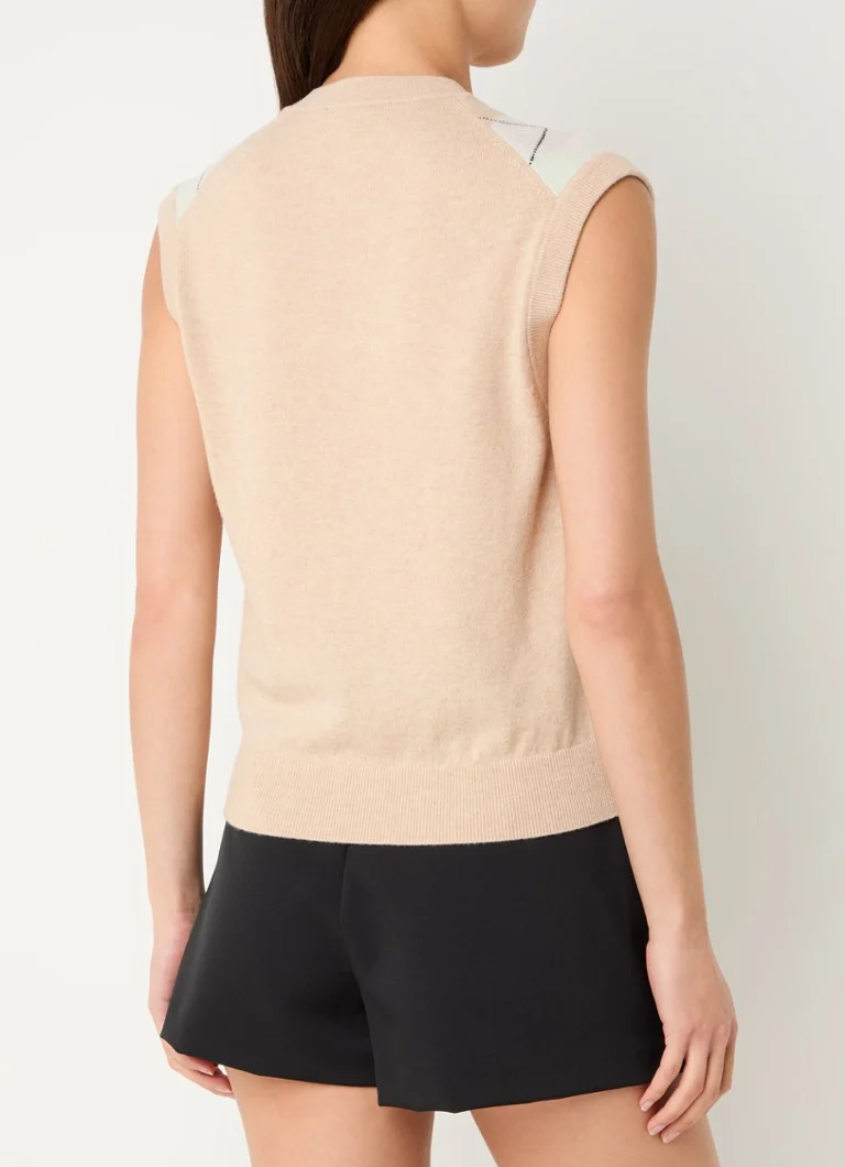 Spencer Maje, maglia fine in misto lana e cashmere con motivo a quadri.