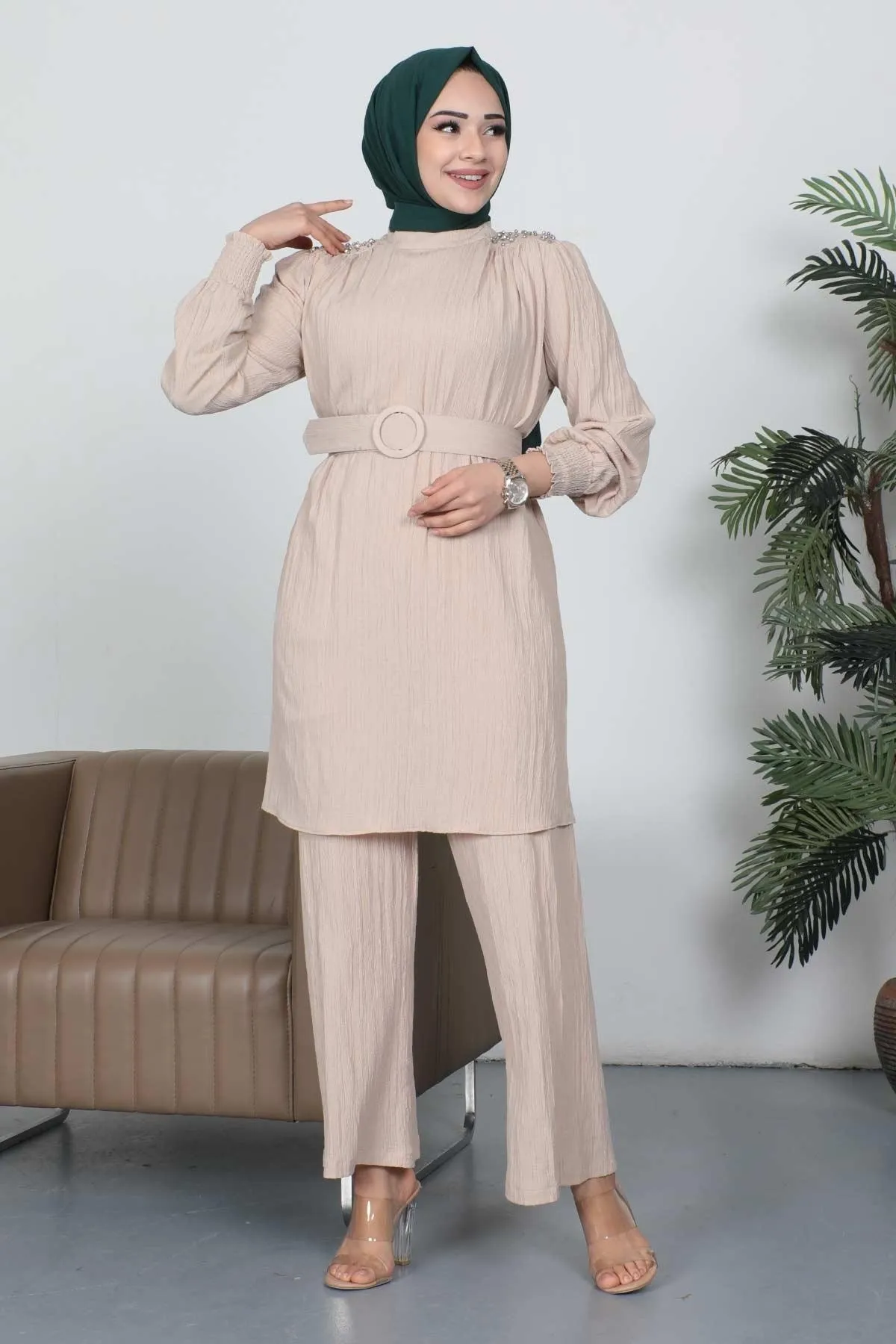 Modamihram  Anzug mit Steindetail und Gürtel, Beige 19112