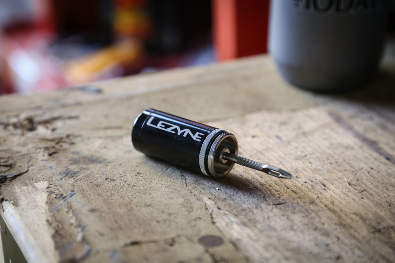 Lezyne Tubeless Kit zur Reifen Reparatur