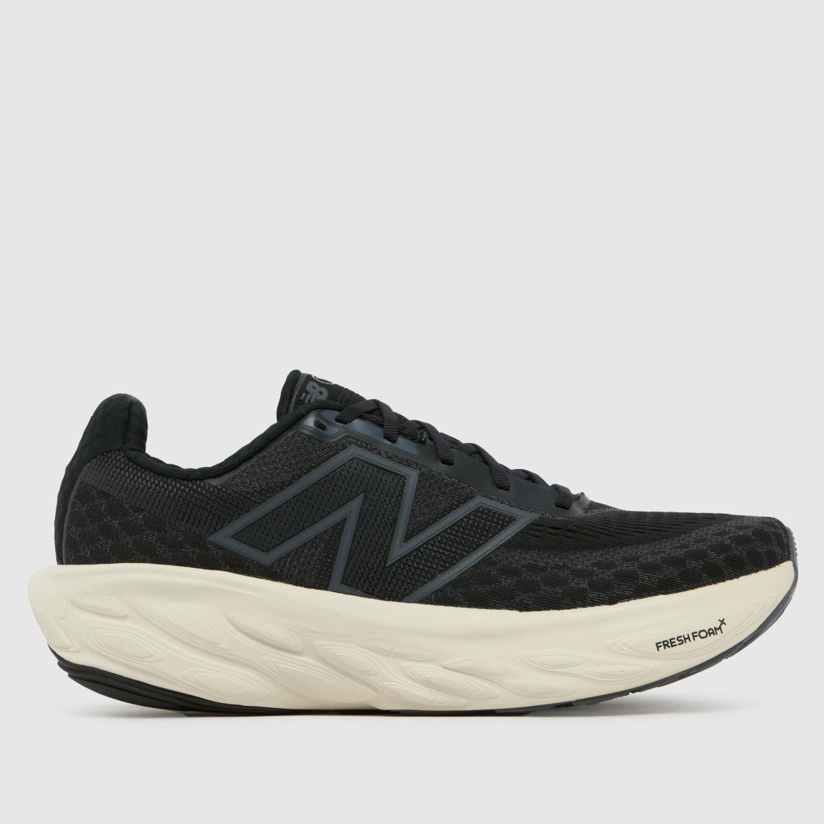 New Balance – Fresh Foam x 1080 v14 – Svarta och vita träningsskor