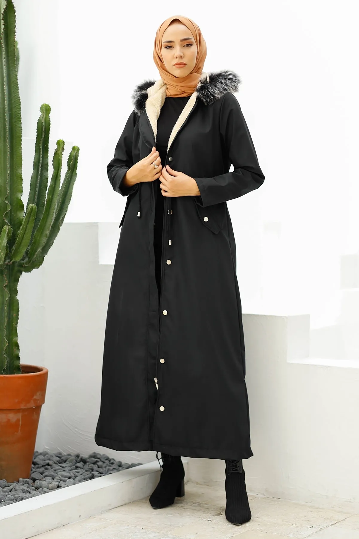 InStyle  Furry Inside Fleece Langmantel 2002 – Schwarz