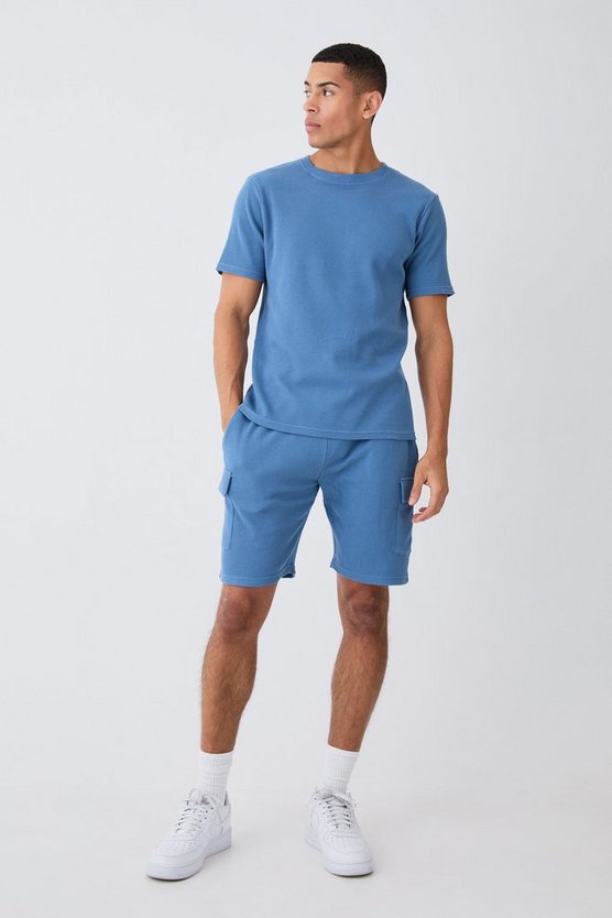 Slim-Fit T-Shirt & Cargo-Shorts in Waffeloptik