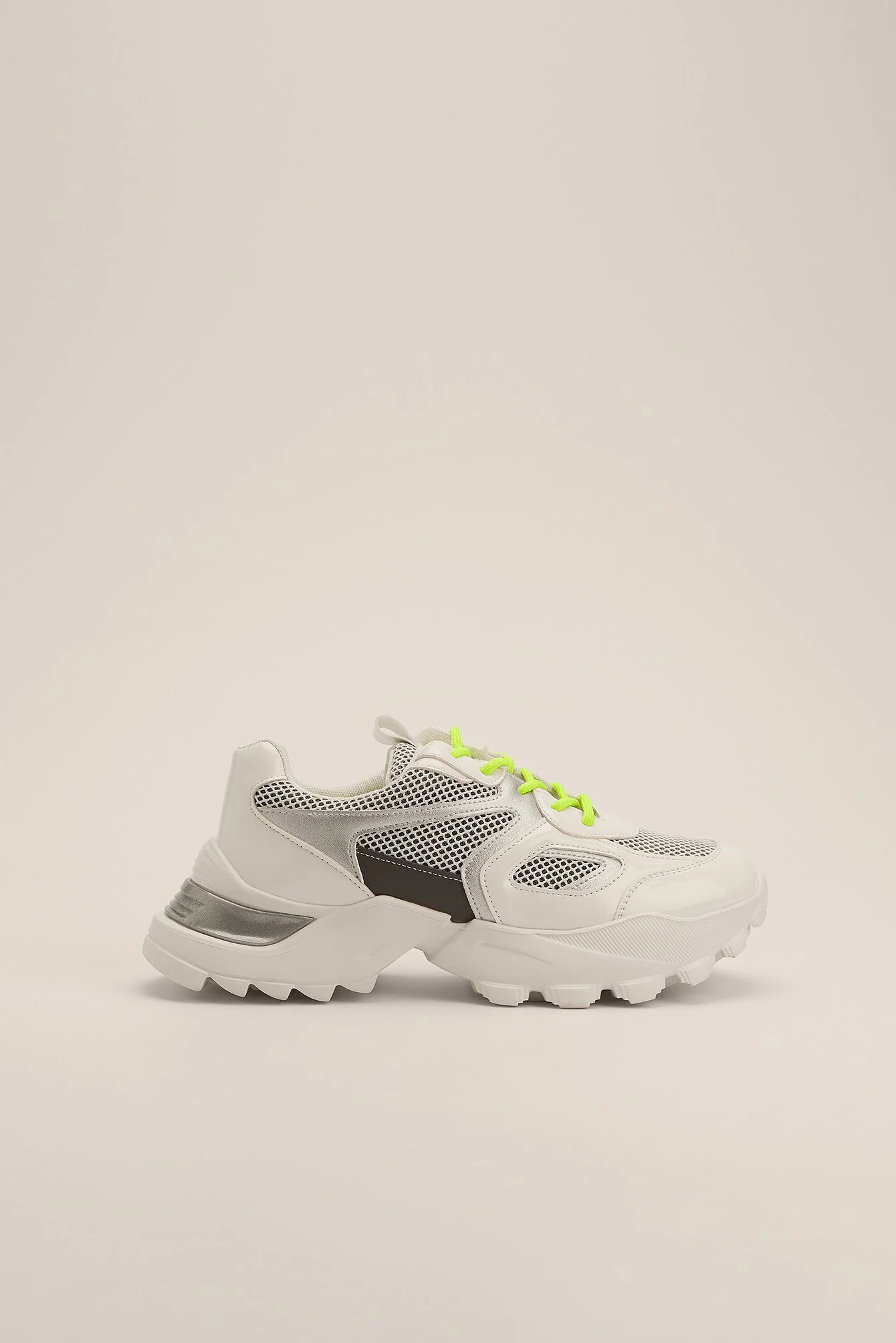 Colored Laces Big Mesh Trainers