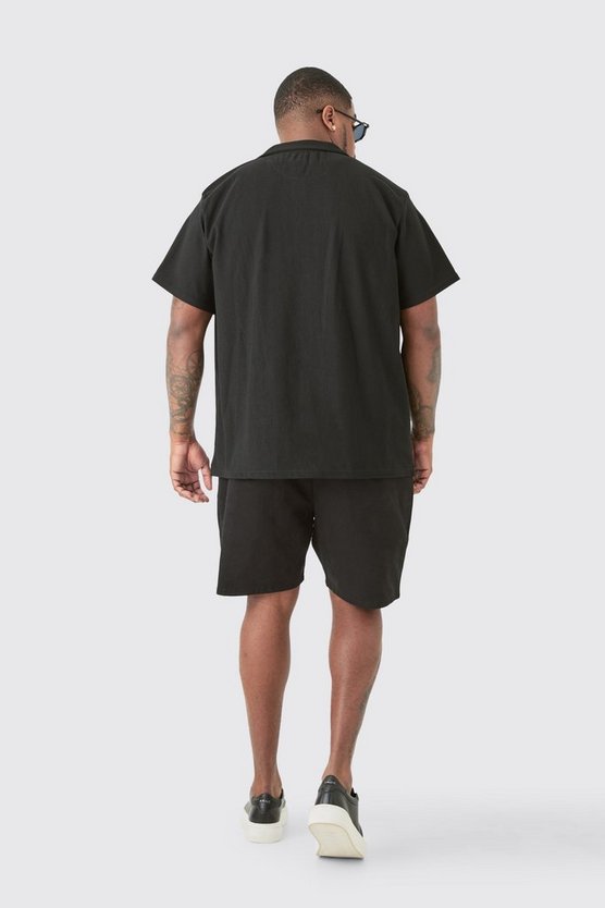 Plus kurzärmliges geripptes Jersey-Hemd