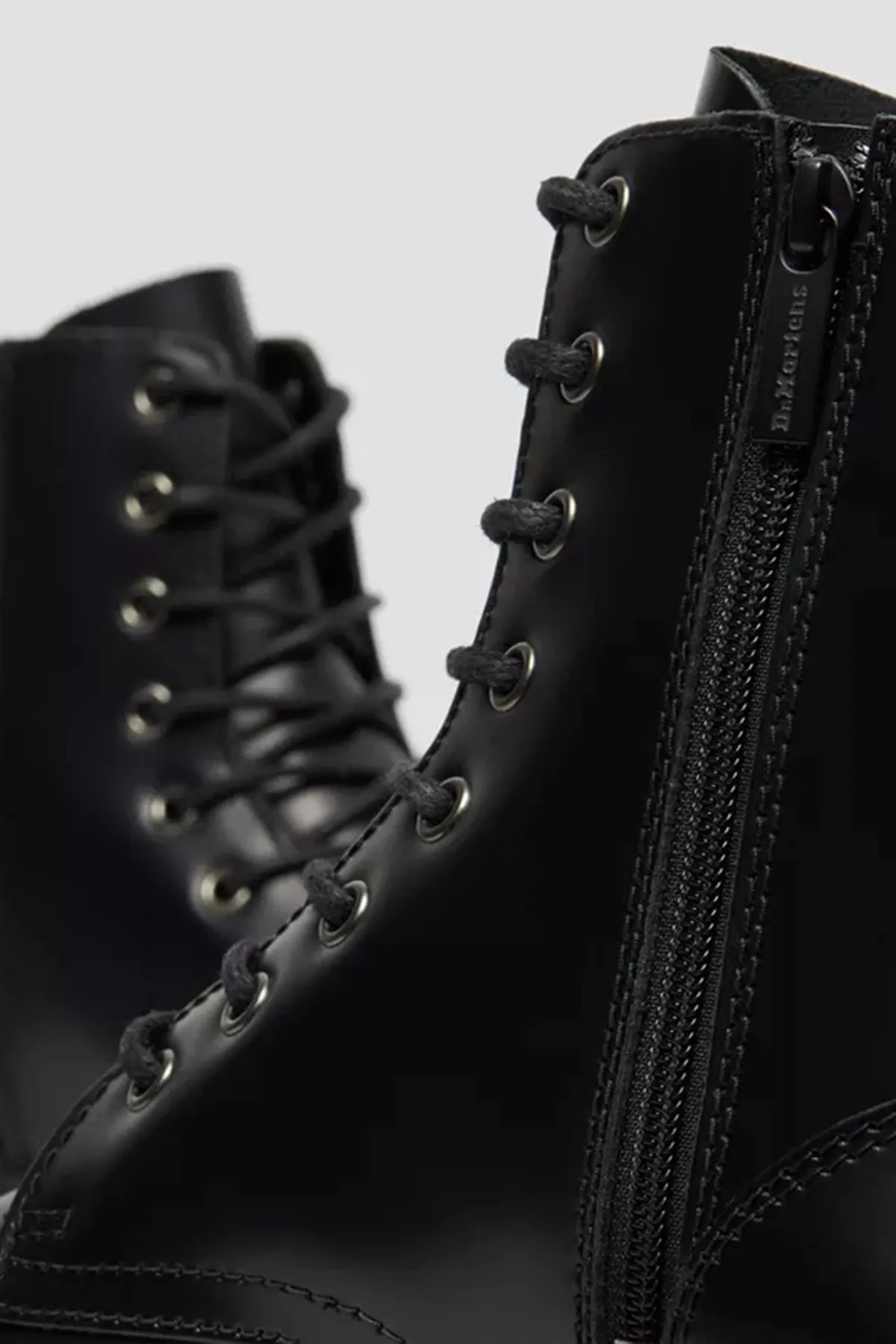 Dr. Martens  Stiefelette - Schwarz - Flacher Absatz