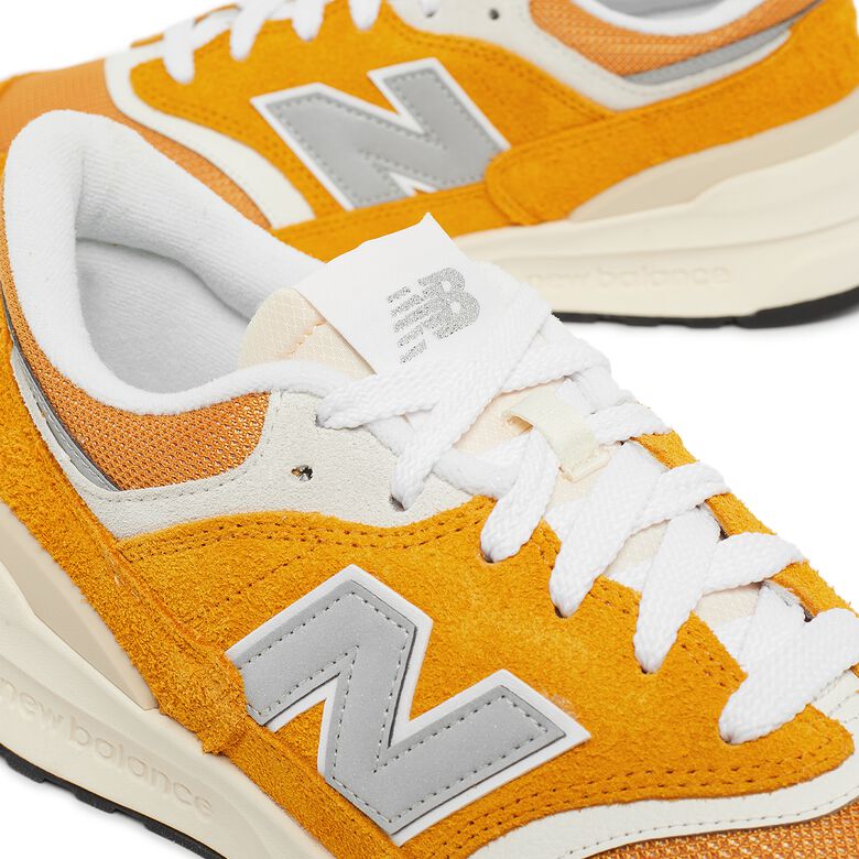 New Balance U997RCB varsity gold