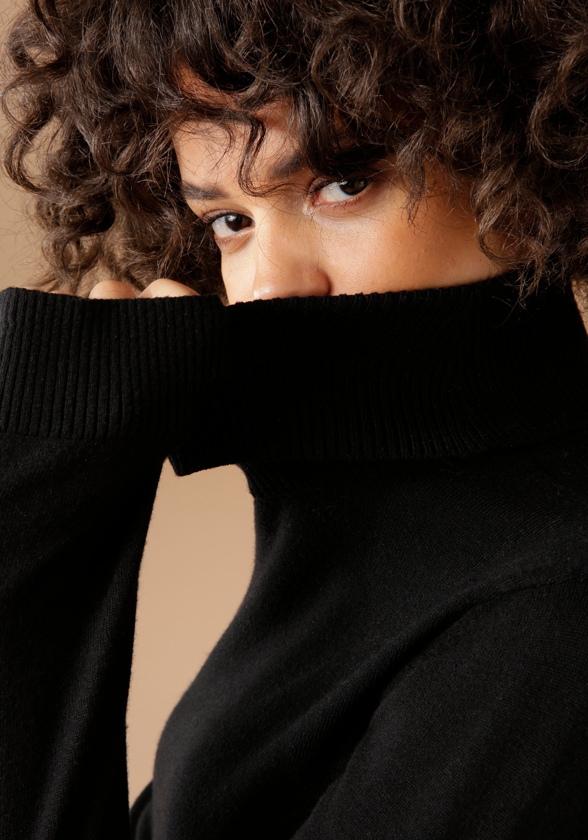 Aniston CASUAL Strickpullover mit Rollkragen