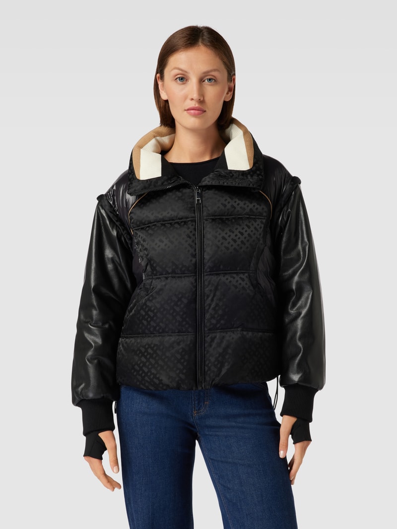 Steppjacke mit Stehkragen Modell 'Alica' in schwarz