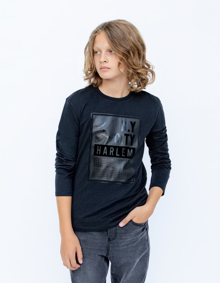 T-shirt blanc visuel profil sneakers garçon