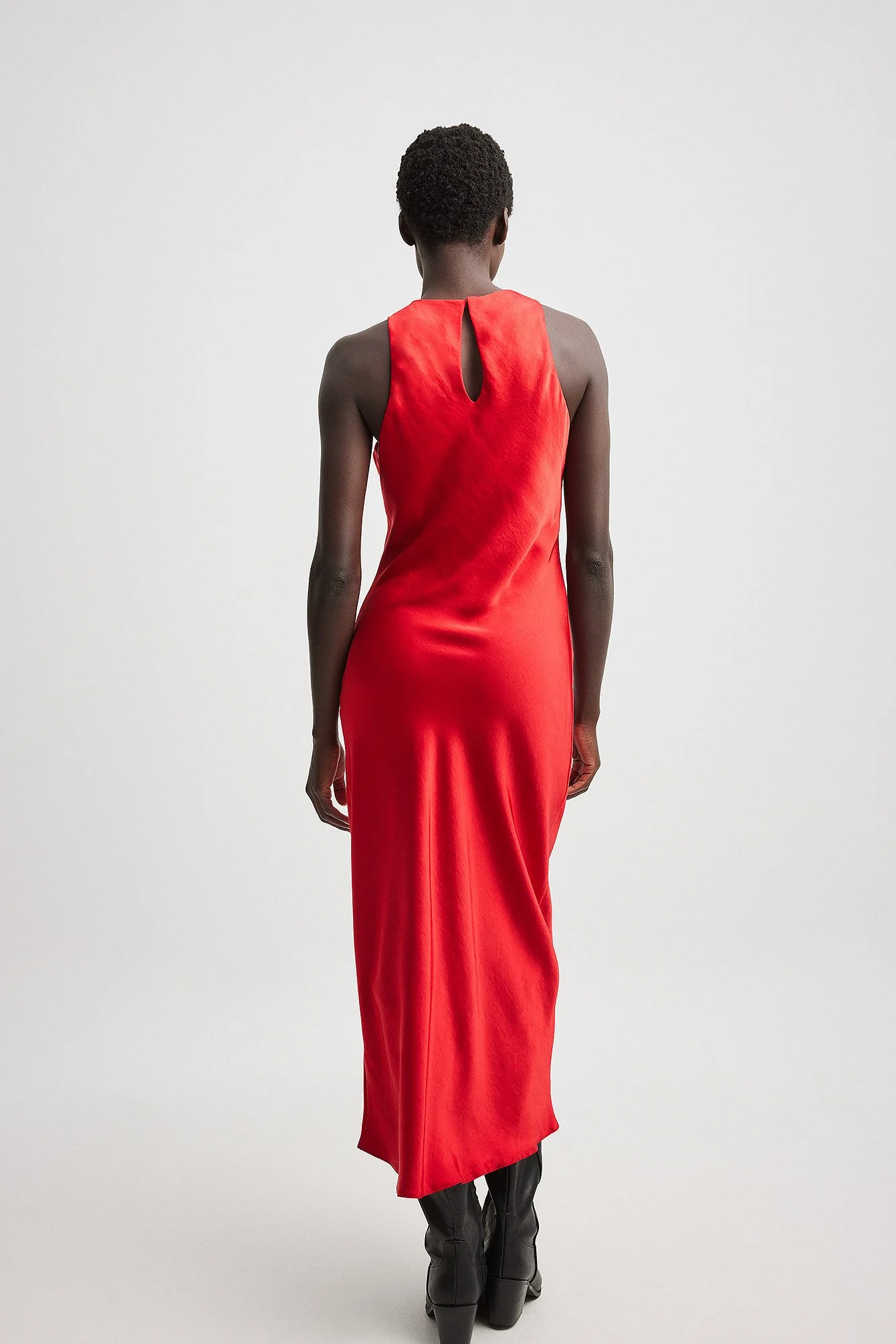 Satin-Slipkleid mit Schrägschnitt