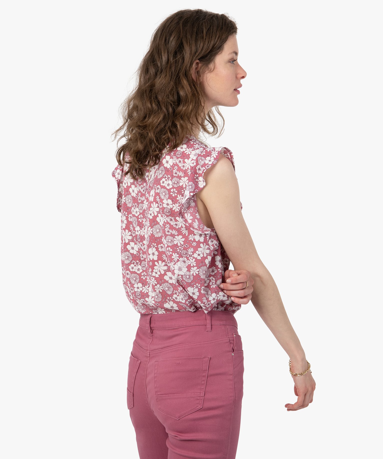 Blouse femme fleurie sans manches avec fente sur le décolleté imprime | GEMO