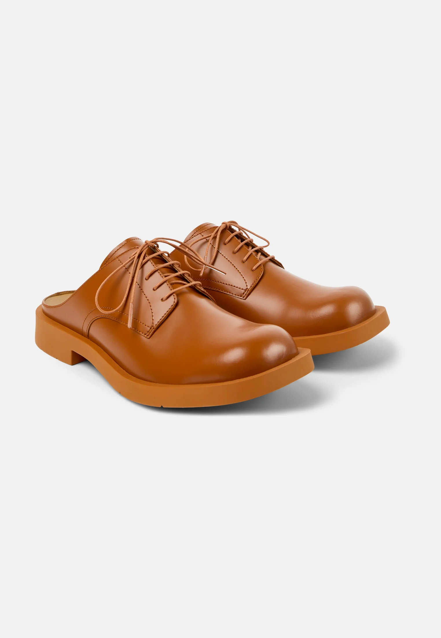 Zapatos deportivos con cordones CAMPERLAB