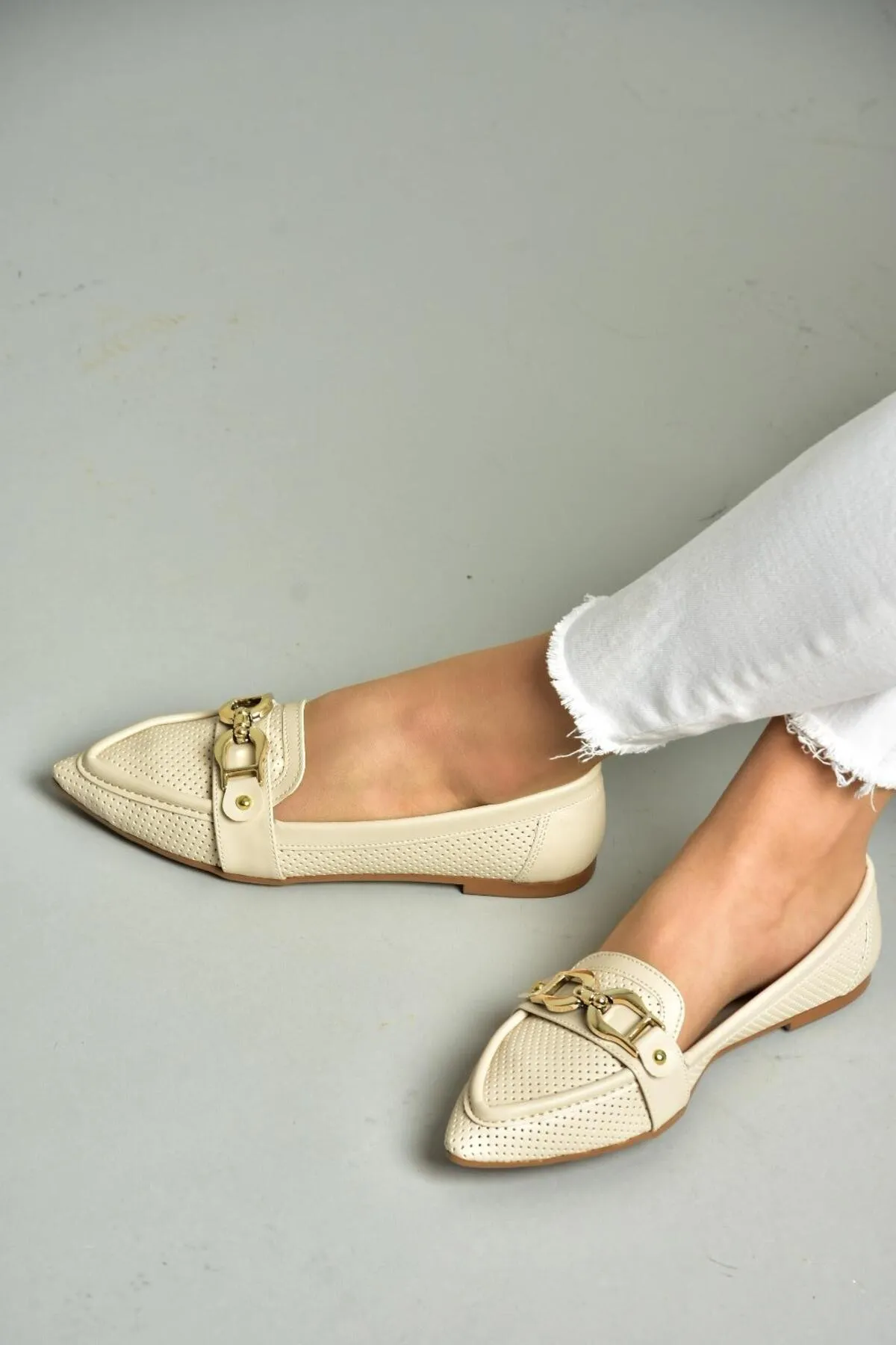 Fox Shoes  S314026509 Beige Damenschuhe mit Schnalle