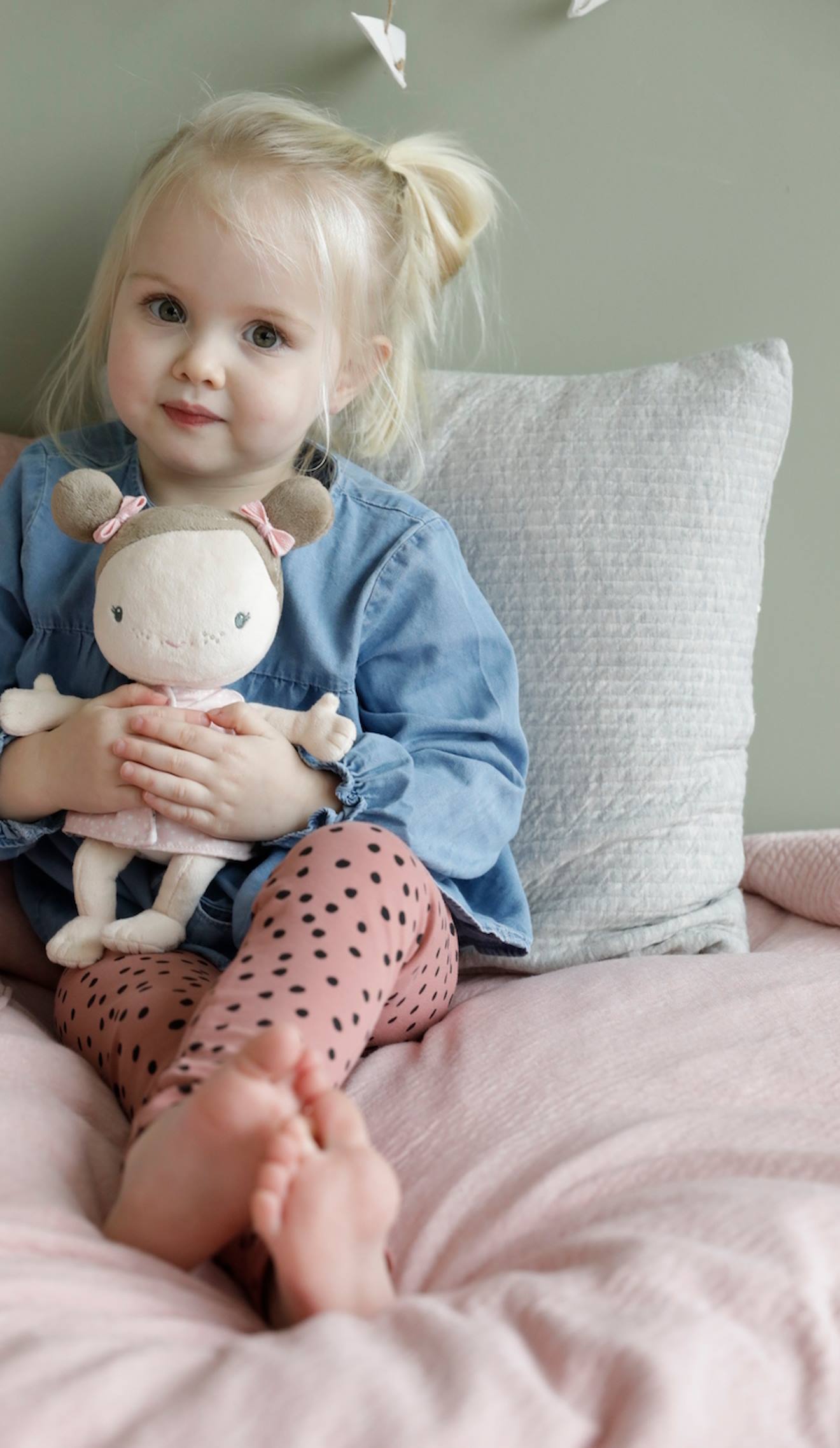 Poupée LITTLE DUTCH Bébé Rosa et ses accessoires rose