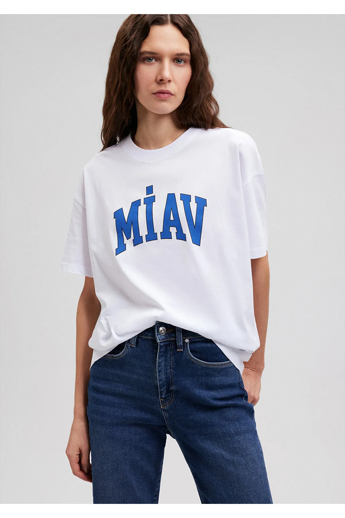 Mavi  Miav bedrucktes weißes T-Shirt mit lockerer Passform / Loose Relaxed Fit1612457-620
