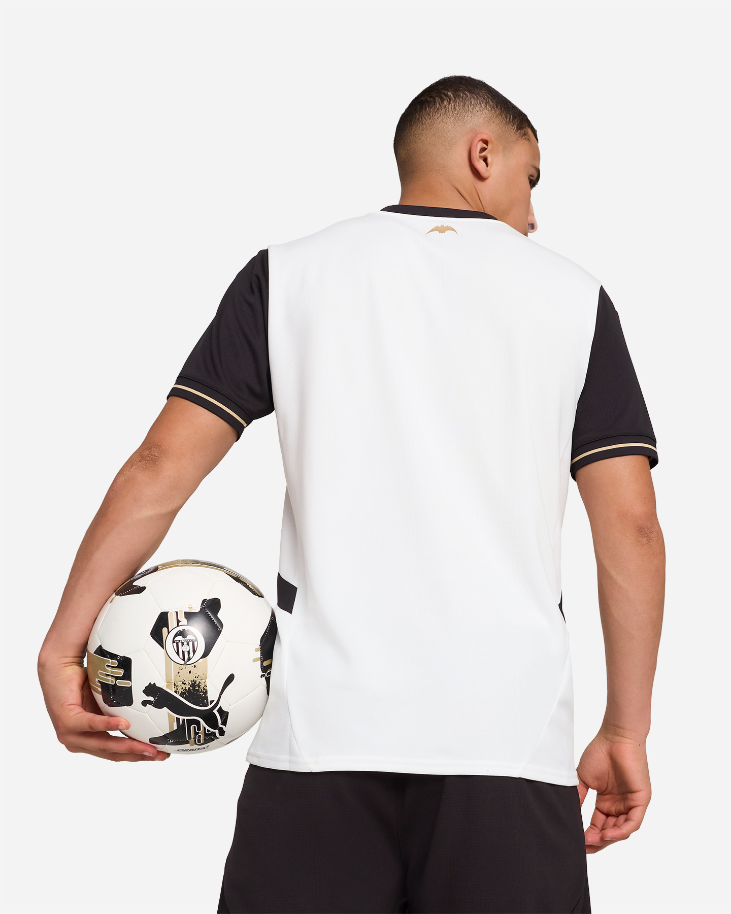 Oficiálna replika domáceho futbalového dresu Puma Valencia M 774957-01