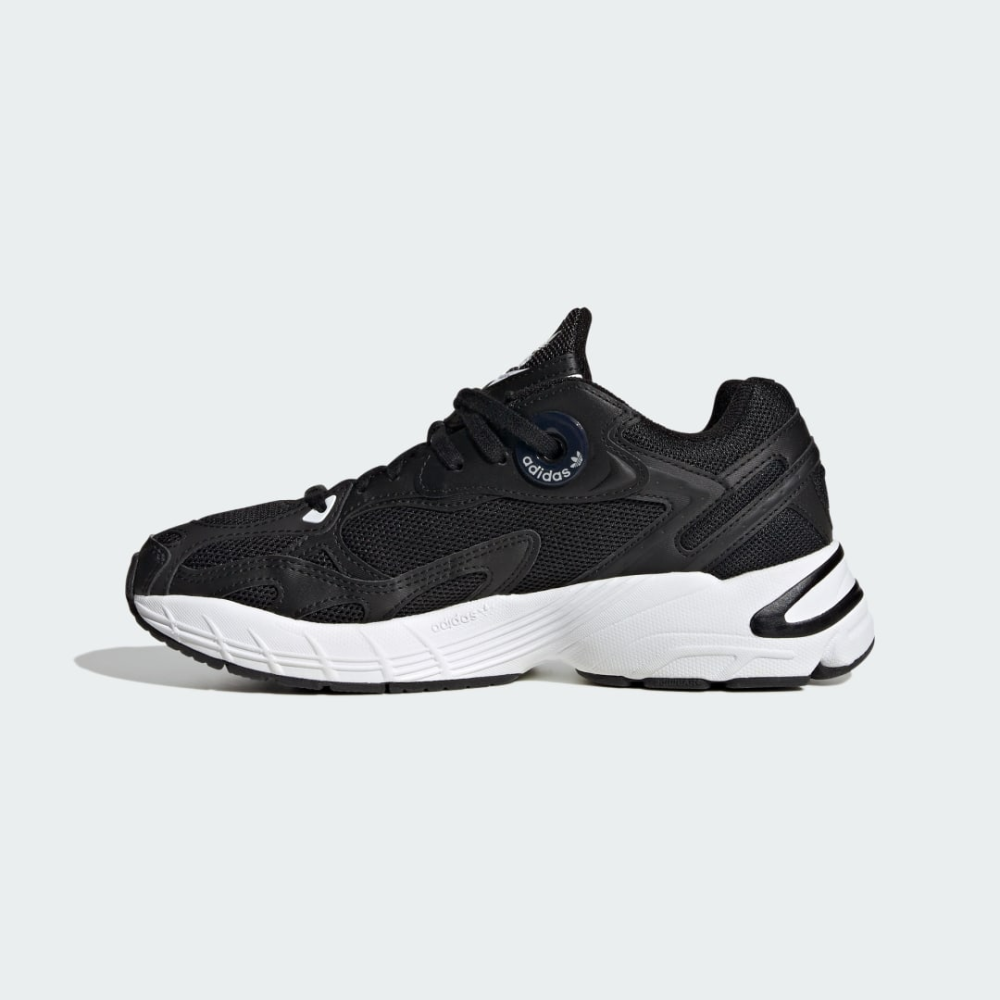adidas Astir W IE9886 / schwarz