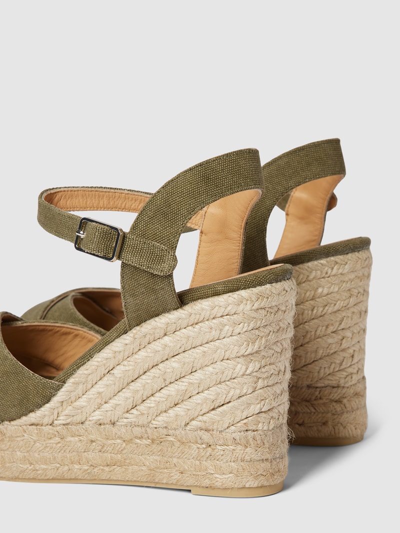 Wedges mit Dornschließe Modell 'BLAUDELL' in olivgrün