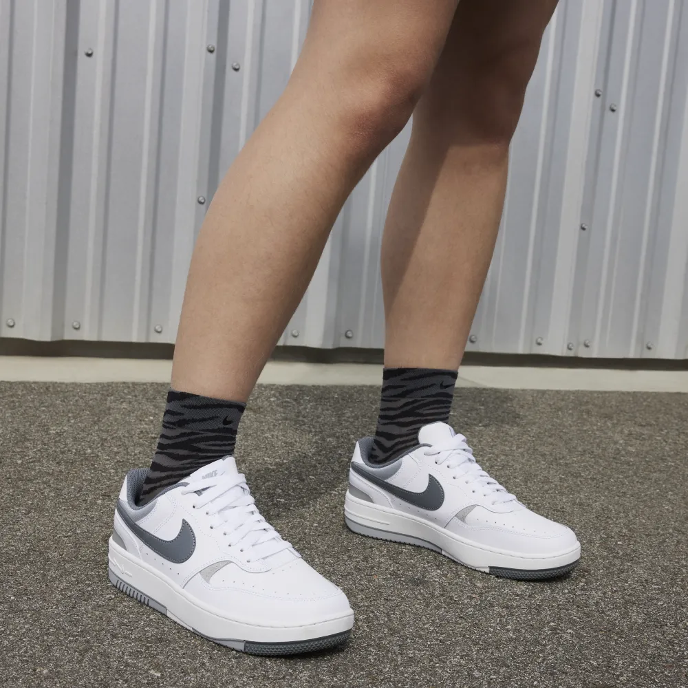 Nike Gamma Force DX9176-109 / weiss