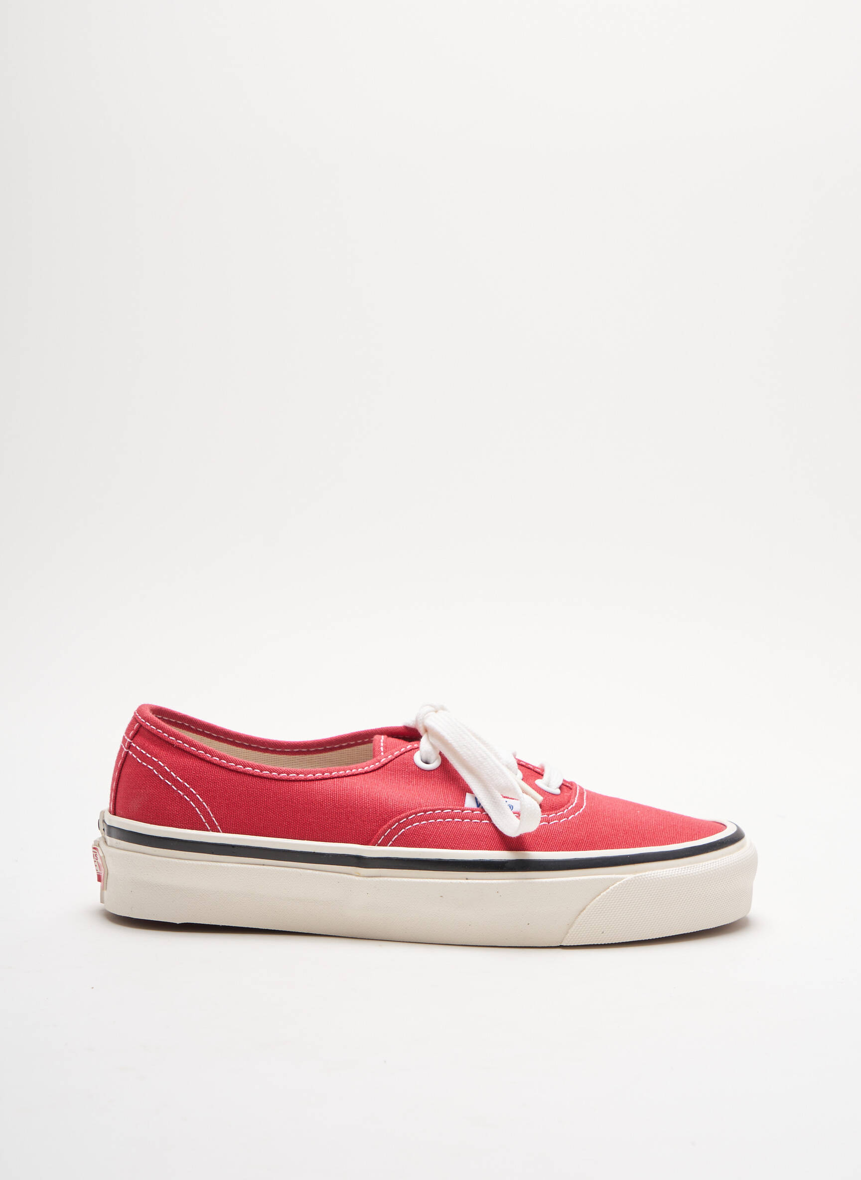 Vans Baskets Unisexe couleur rouge