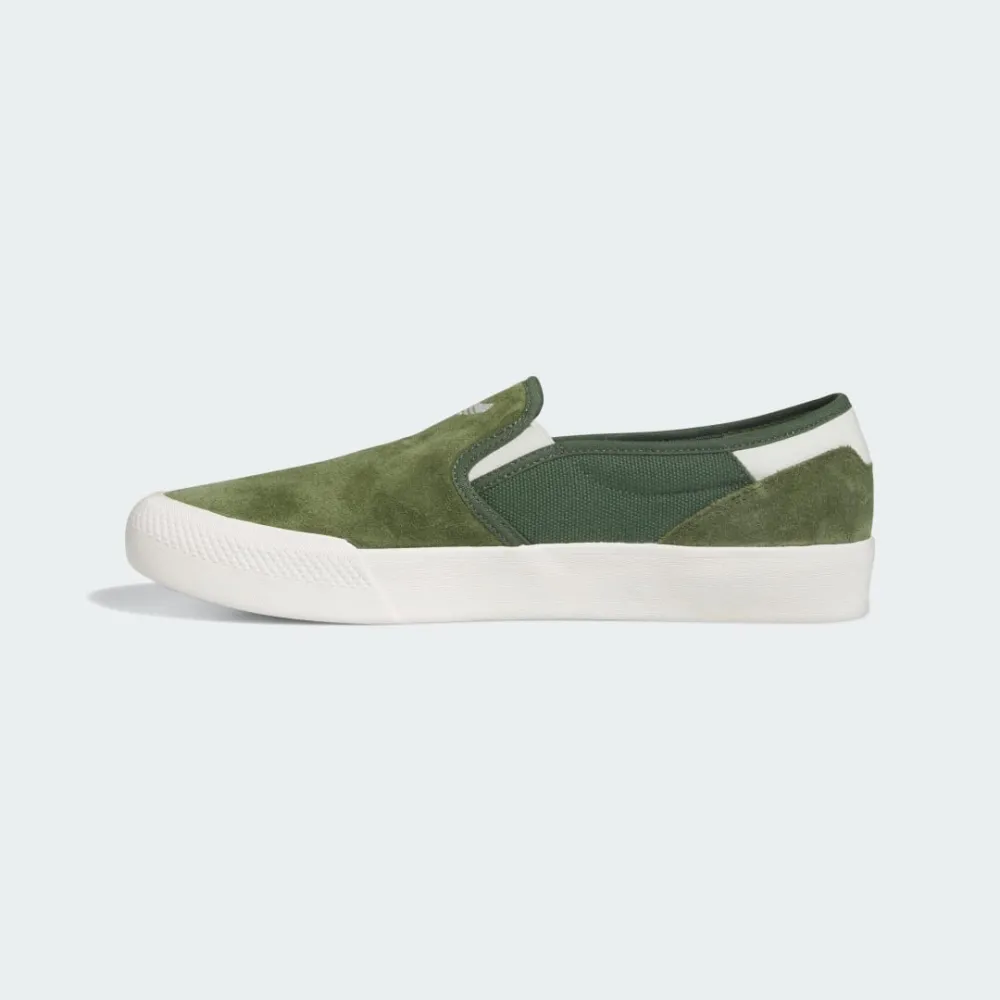 adidas Shmoofoil IE0659 / grün