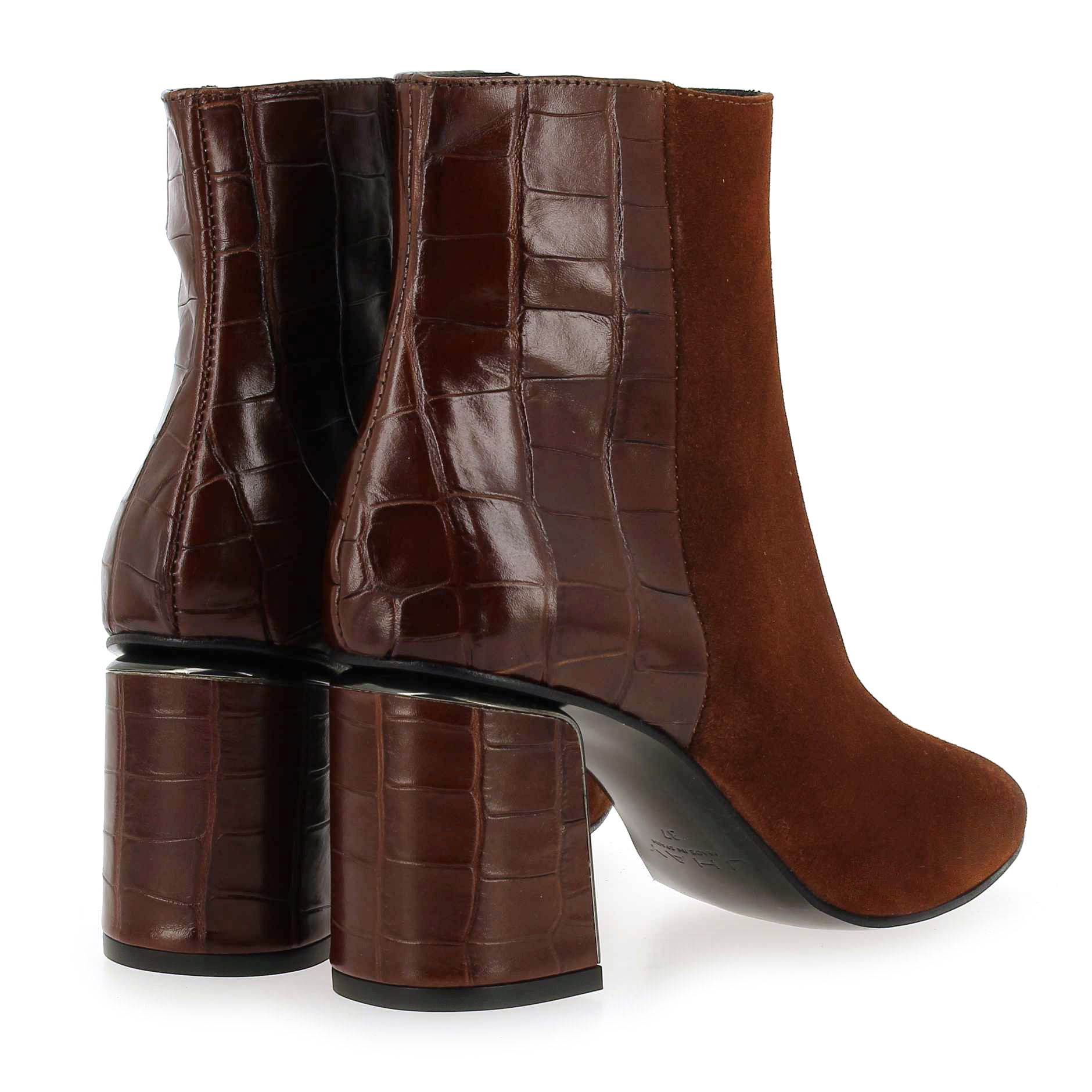 J Hay  2880 - Cognac