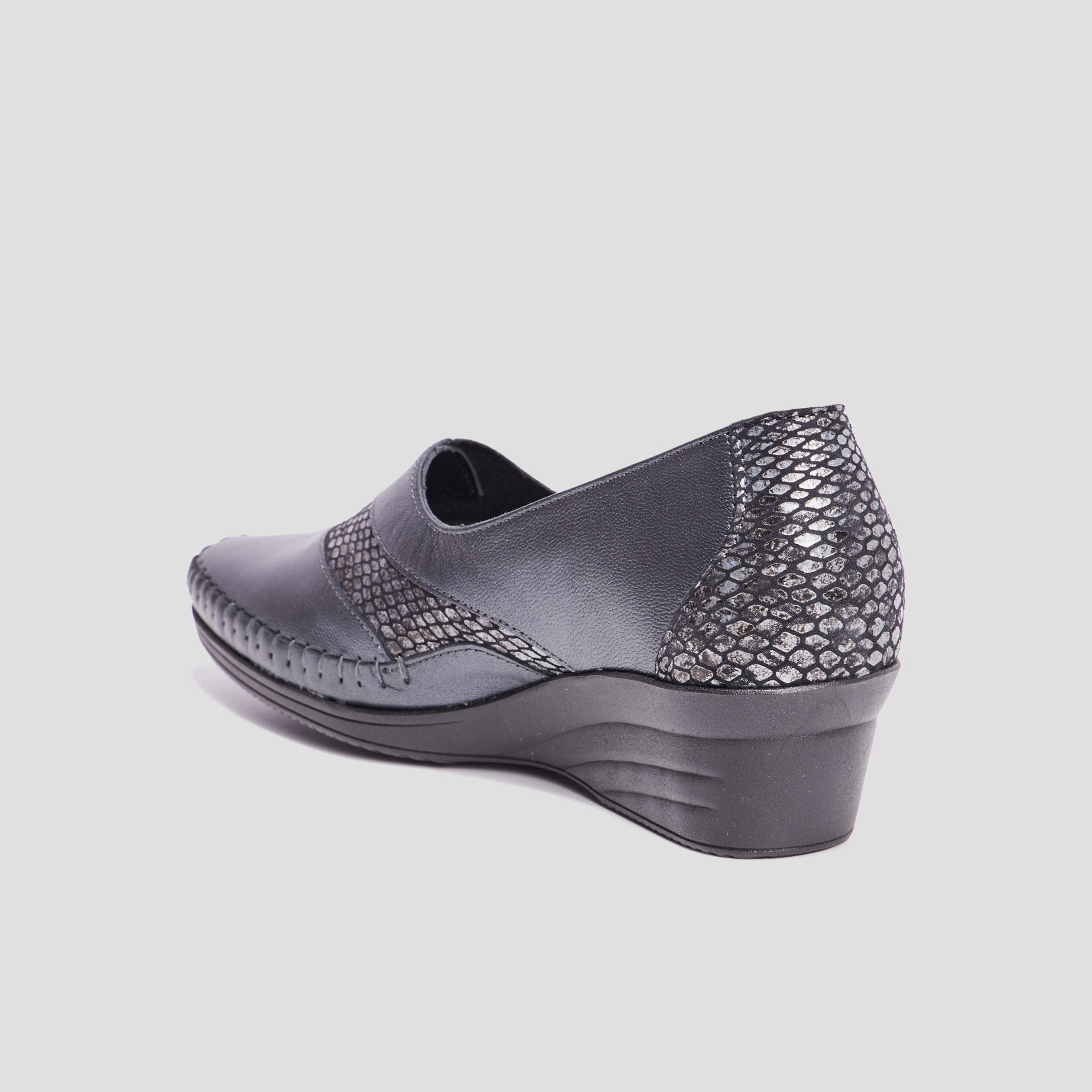 Mocassins compensés en cuir gris foncé femme | La Halle