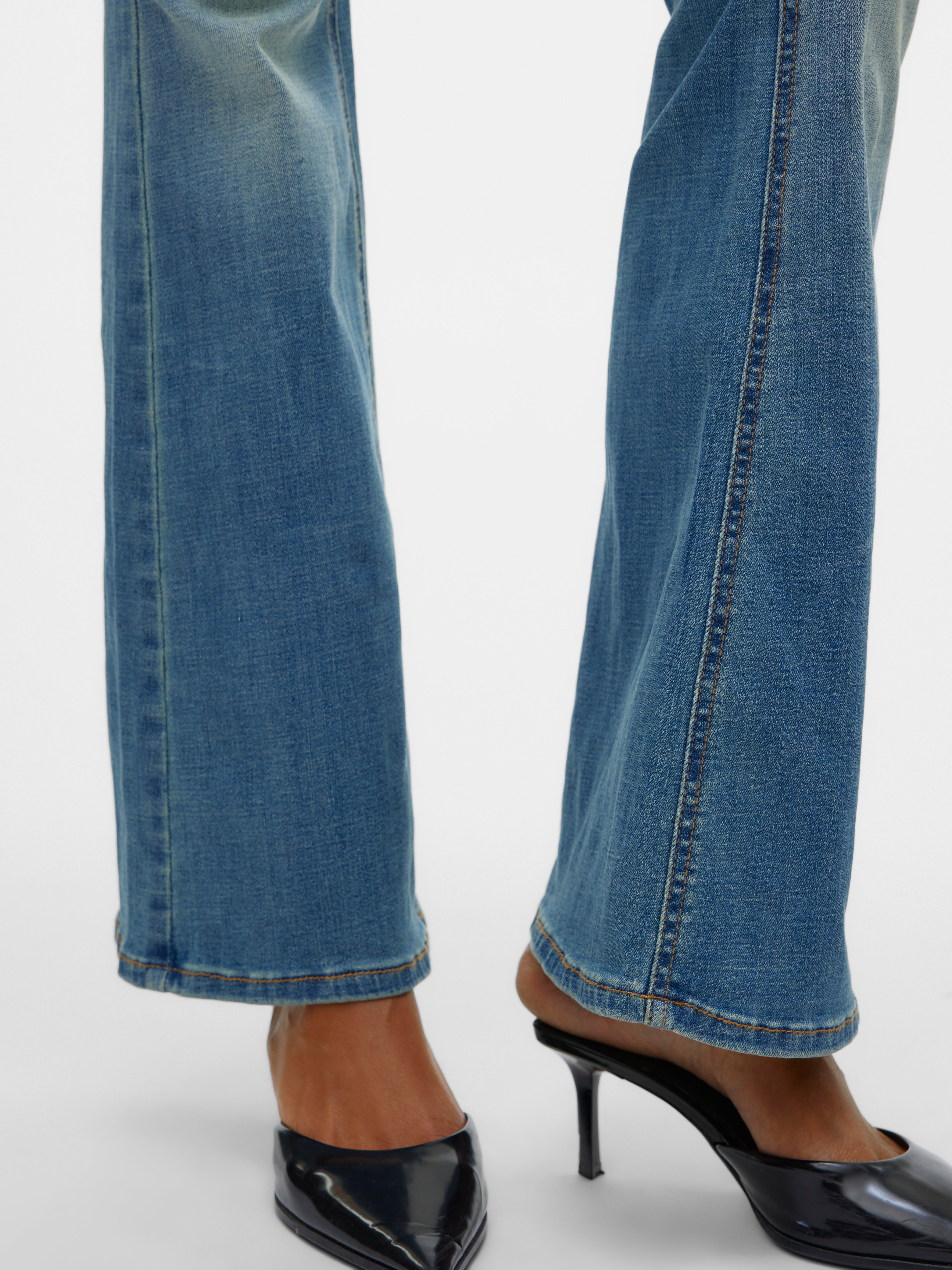 VMSIGI Niedrige Taille Ausgestellt Jeans