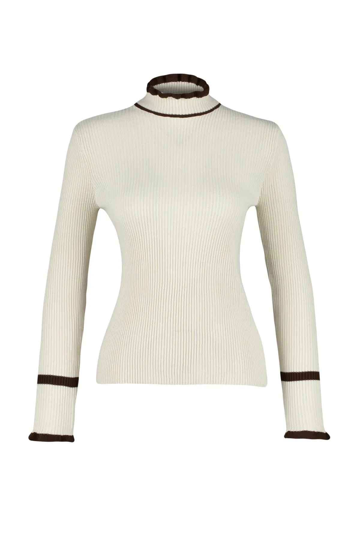 Trendyol Collection  Strickpullover mit Blockfarben in Stein TWOAW22KZ1250