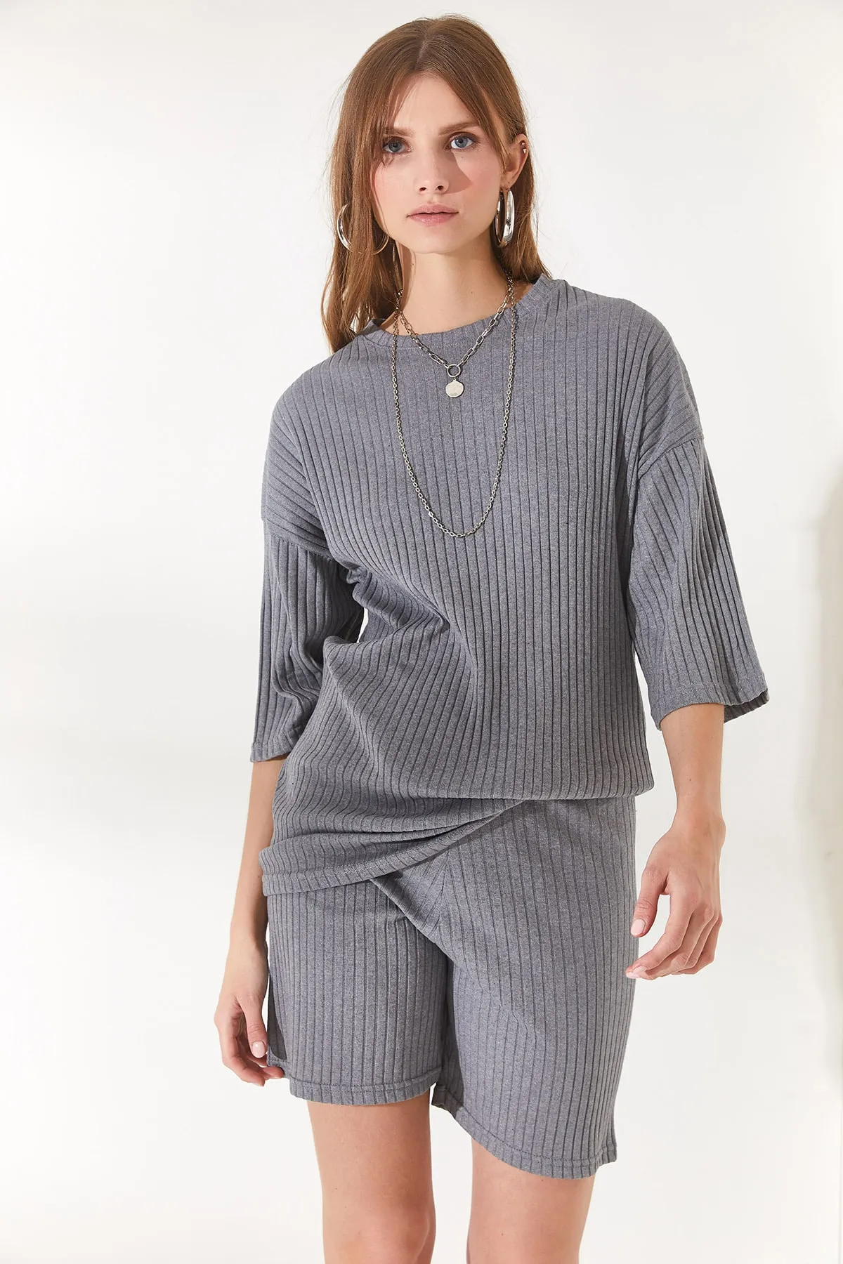 Olalook  Damen-Set mit geräucherter Unterseite, kurzer Strumpfhose, Oberteil und lockerer Bluse, TKM-19000200
