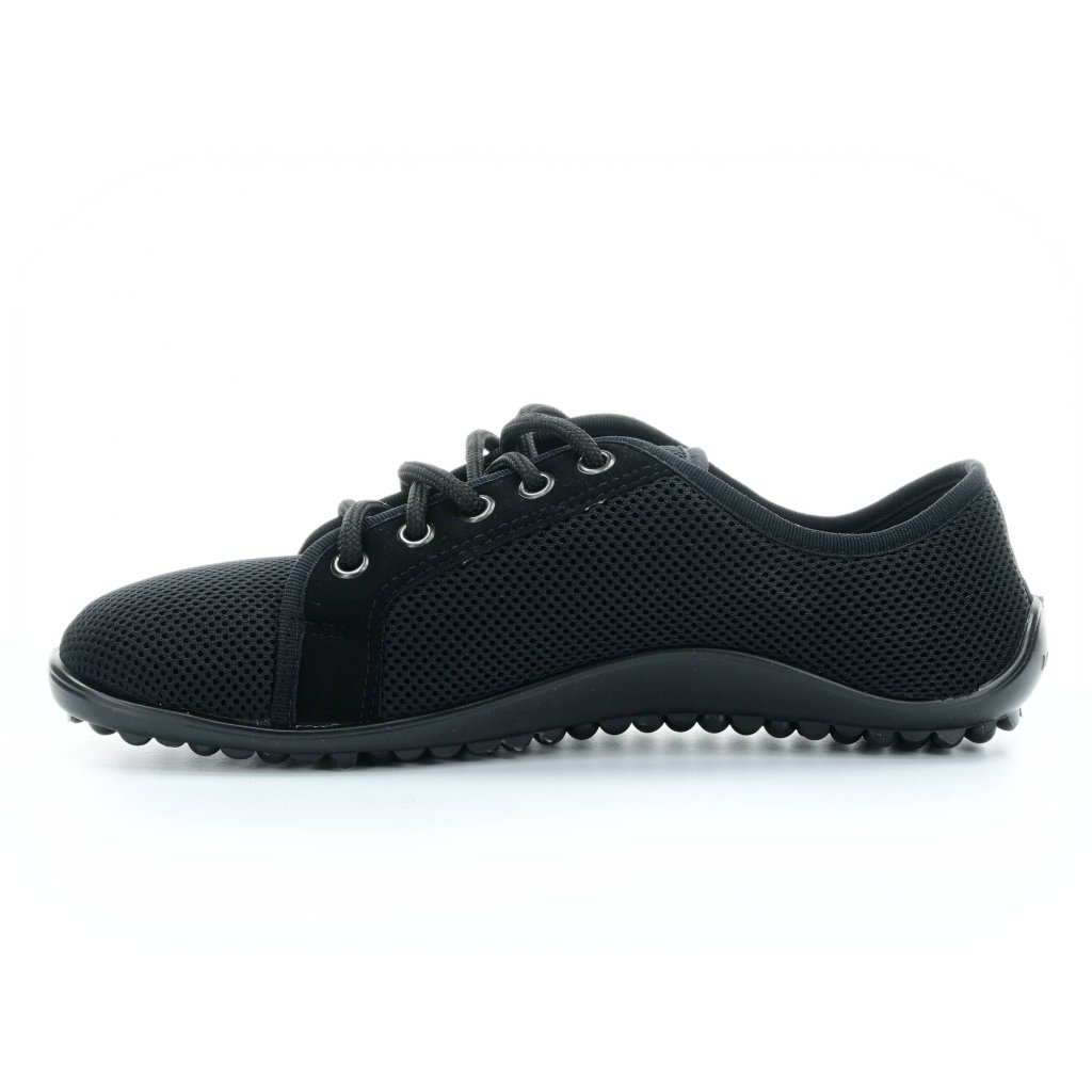 Leguano Aktiv Schuhe Lavaschwarz auf schwarzer Sohle