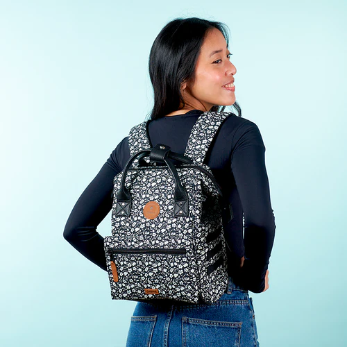 Adventurer Small Catania Black Backpack
