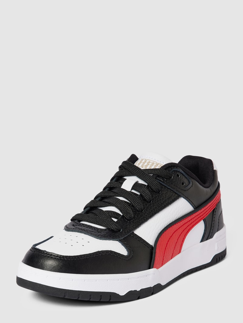 Sneaker mit Label-Detail in weiß