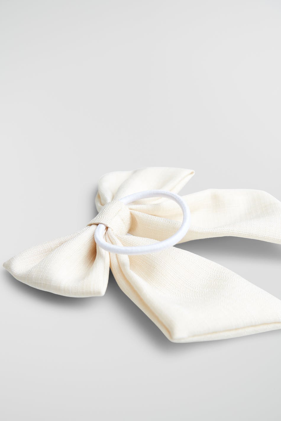 Evelyn hair bow tie