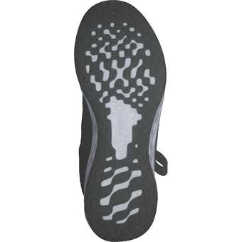 Nike Revolution 6 FlyEase Sneaker in schwarz