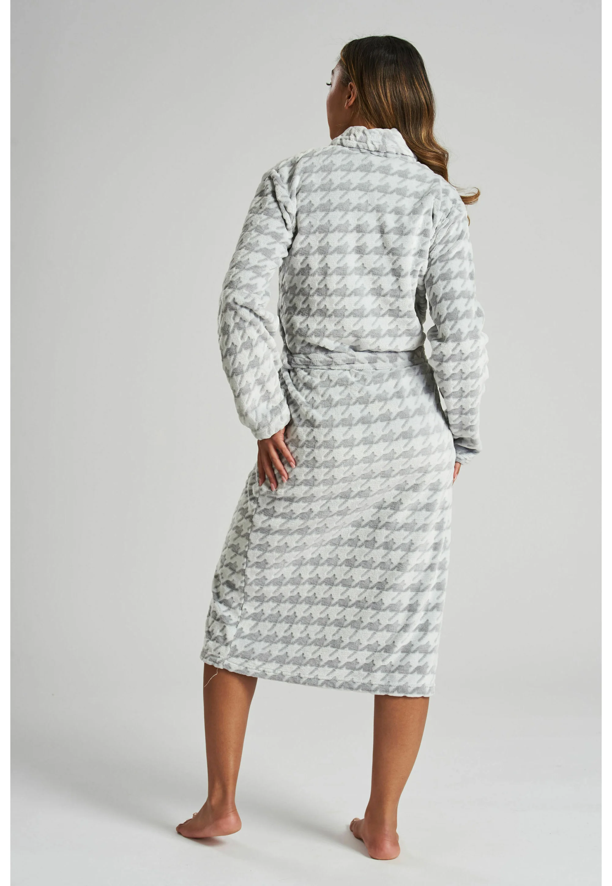 Loungeable HOUNDSTOOTH LUXURY COLLAR MAXI RO - Albornoz