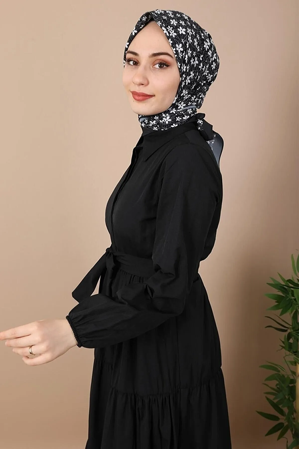 VOLT CLOTHİNG  Kleid mit Hemdkragen und Knöpfen