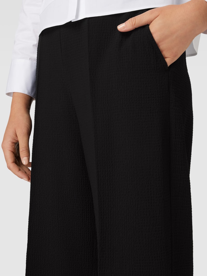 Stoffhose mit Strukturmuster Modell 'Misha' in schwarz