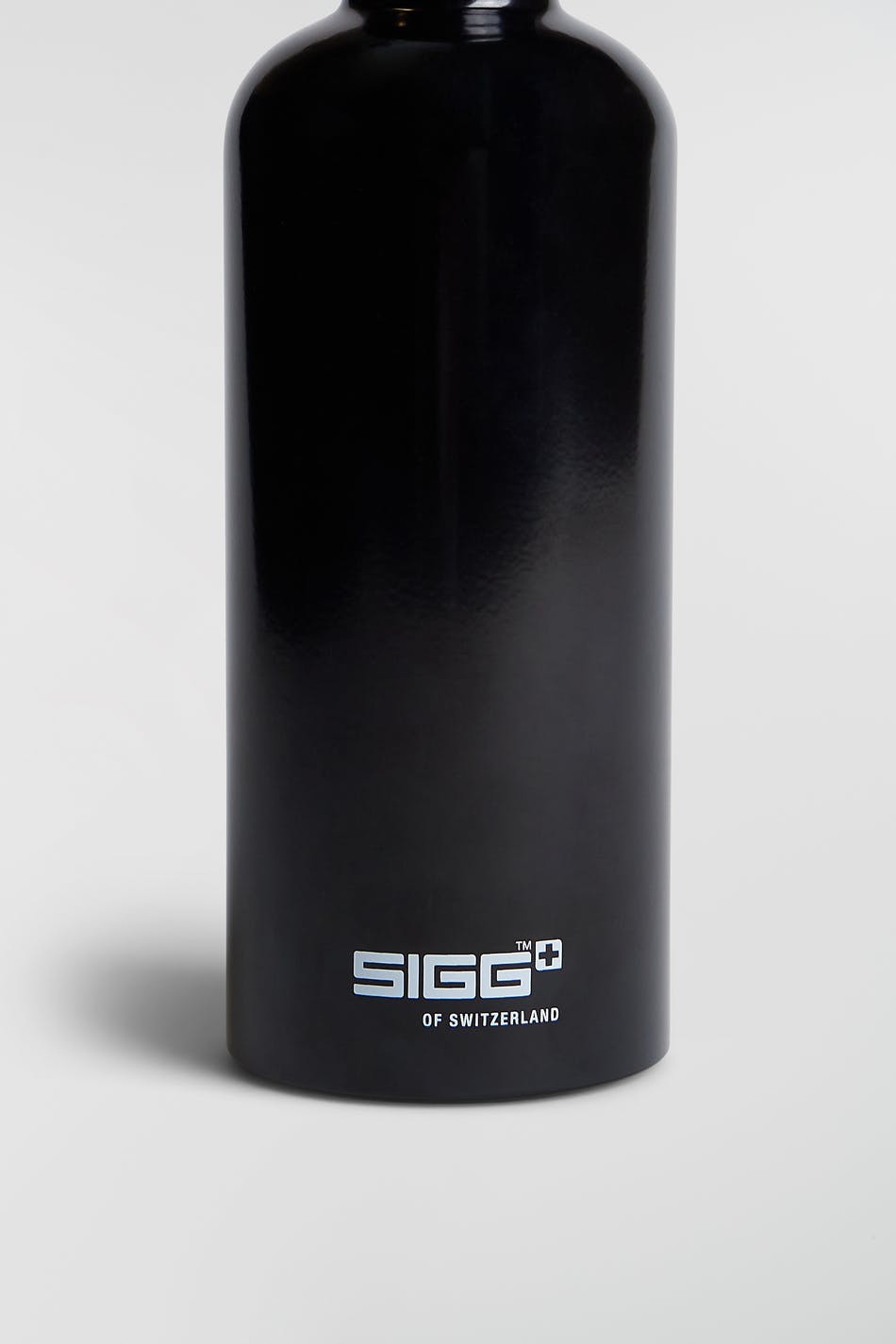 Nicki water bottle