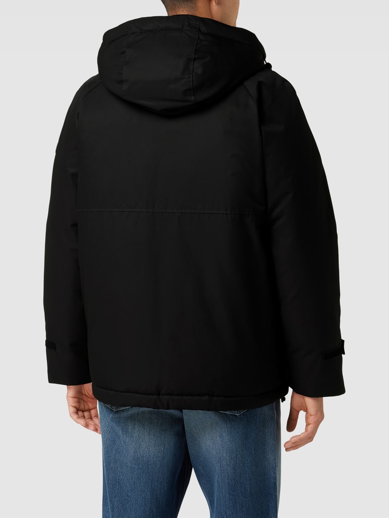 Parka mit Label-Applikation in schwarz