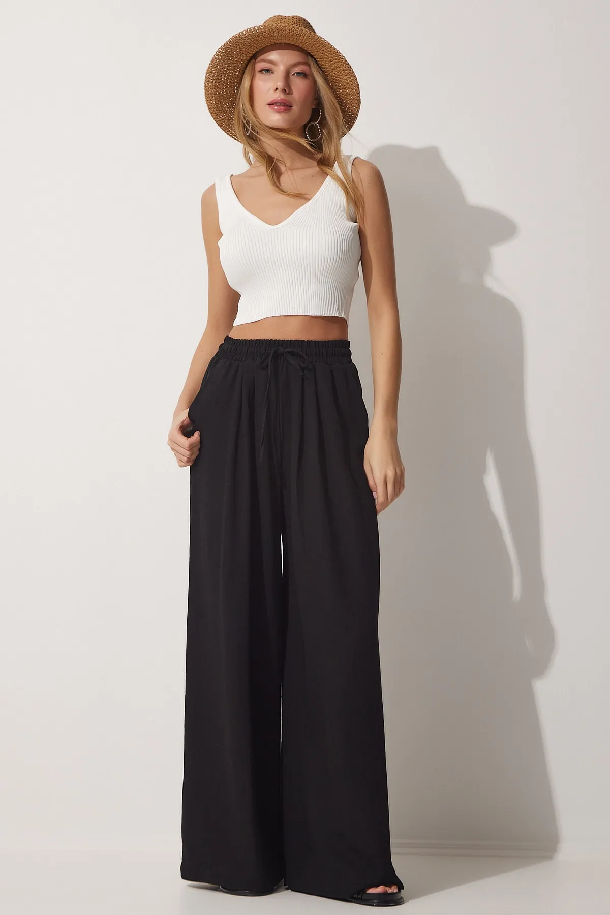 Happiness İstanbul  Lose Leinenhose