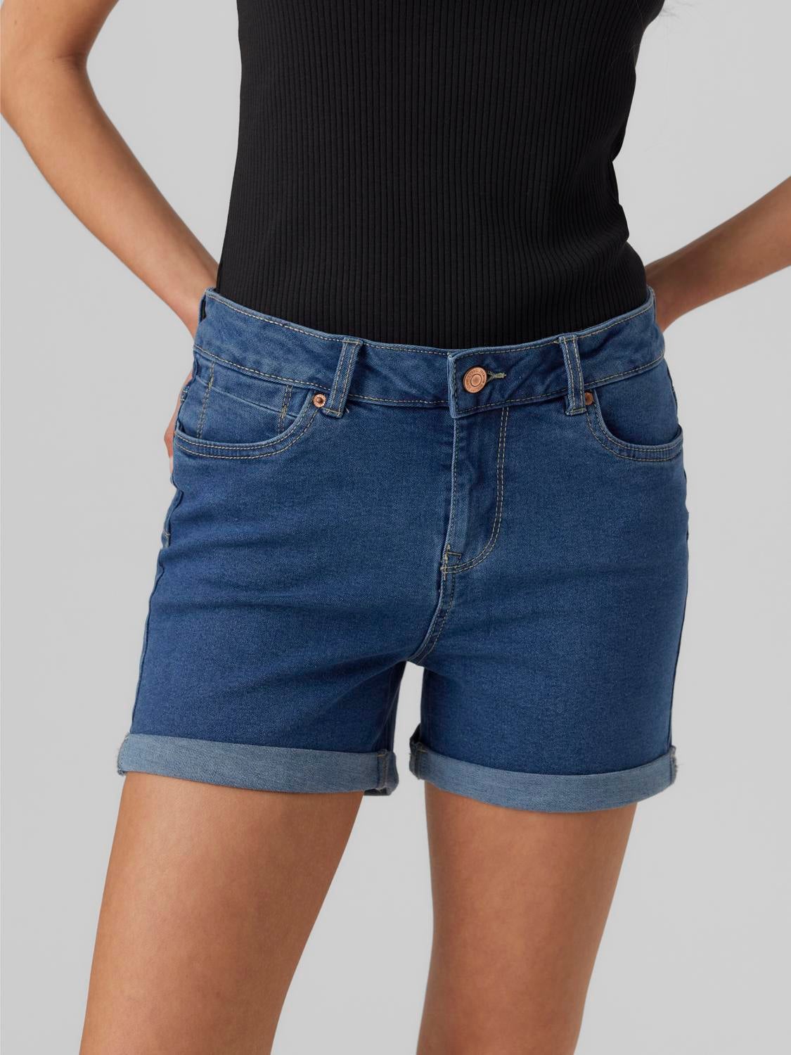 VMLUNA Shorts