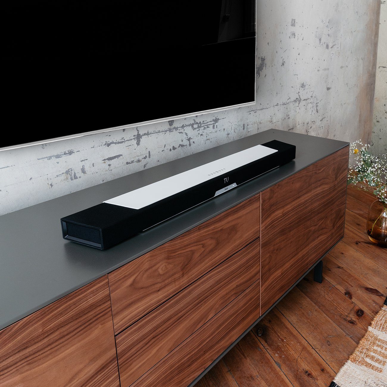 Teufel CINEBAR LUX Soundbar (HDMI, Bluetooth, 150 W, 12 High-Performance-Töner, integriertem Subwoofer, Dynamore® Ultra/3D)