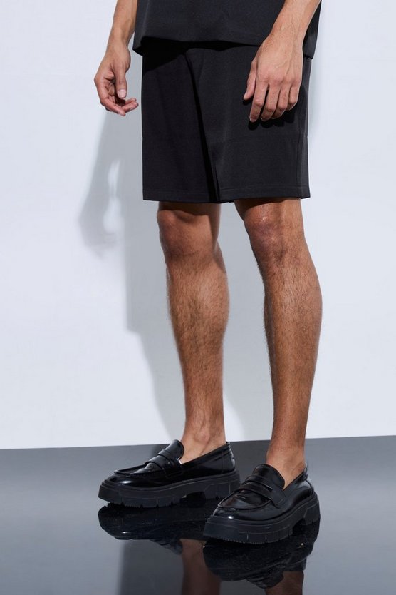 Maßgeschneiderte Shorts mit weitem Bein