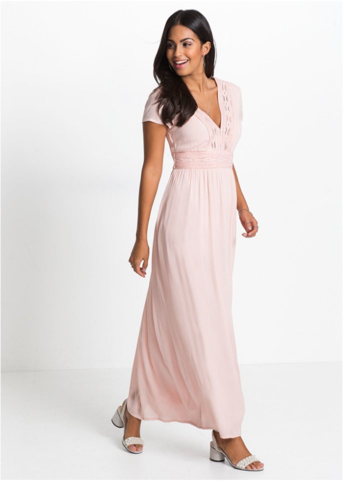 Sommer-Maxikleid mit Spitze