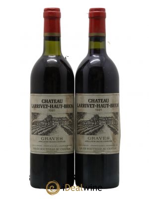 Château Larrivet Haut-Brion  1981 - Lot de 2 Bouteilles