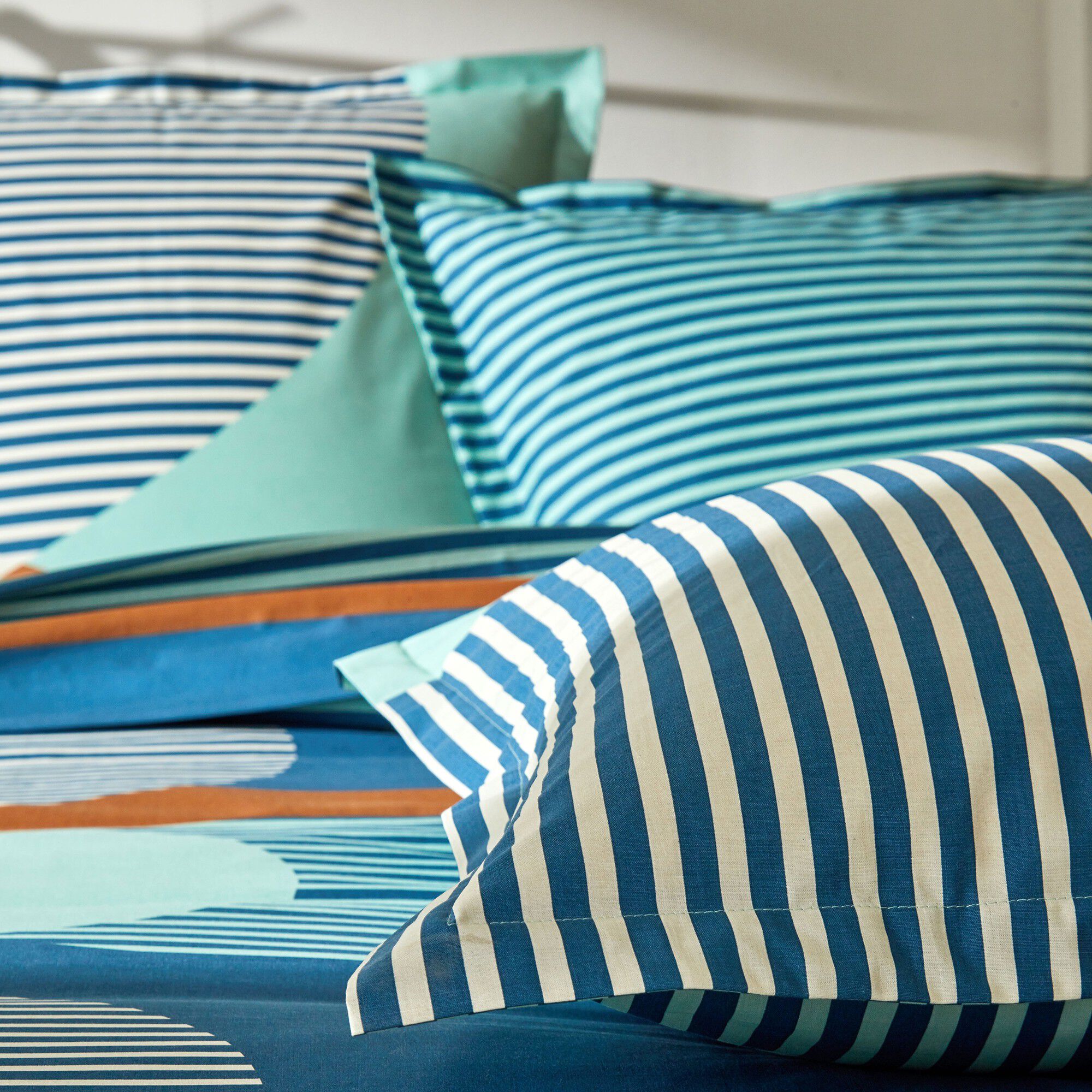 Linge de lit Nico en coton imprimé rayures style graphique